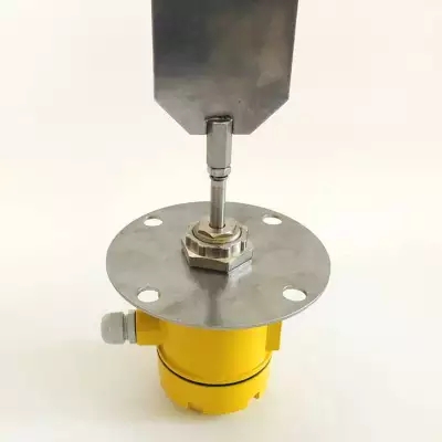 旋轉(zhuǎn)式堵煤開關(guān)SBNZX-150A、造紙廠塊狀物檢測(cè)料位開關(guān)RF961G-M22廠家
